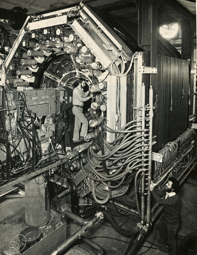 The detection system at the SPEAR storage ring at Stanford