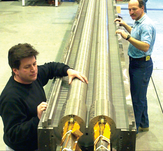 US contribution to the LHC – superconducting separator dipole