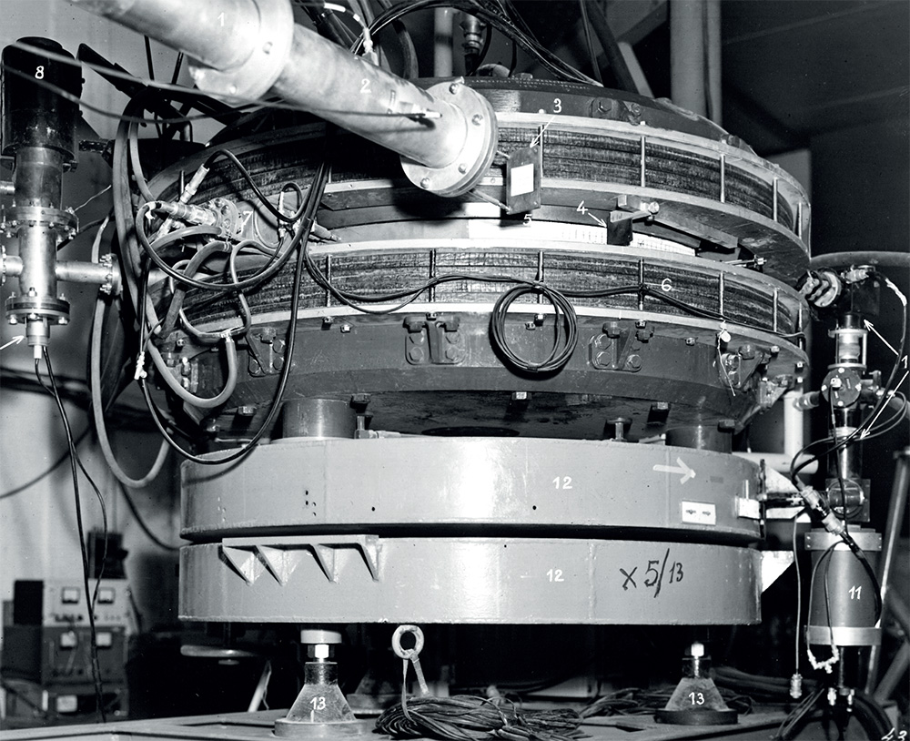 AdA – the small machine that made a big impact – CERN Courier