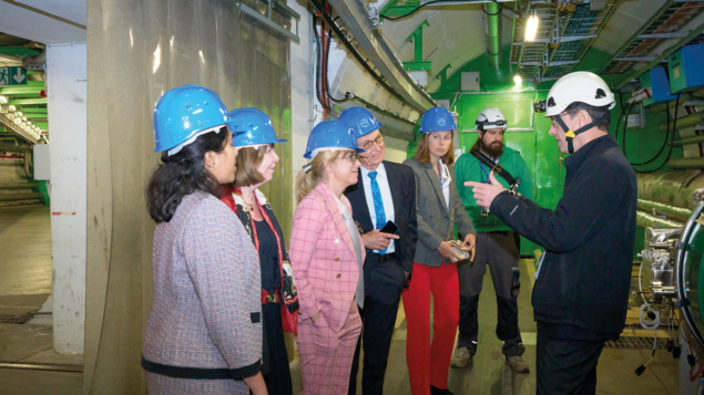 Mike Lamont and National Academy of Sciences representatives